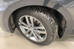 harmaa Volkswagen Touran 2019 kuva 10.