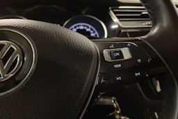 harmaa Volkswagen Touran 2019 kuva 21.