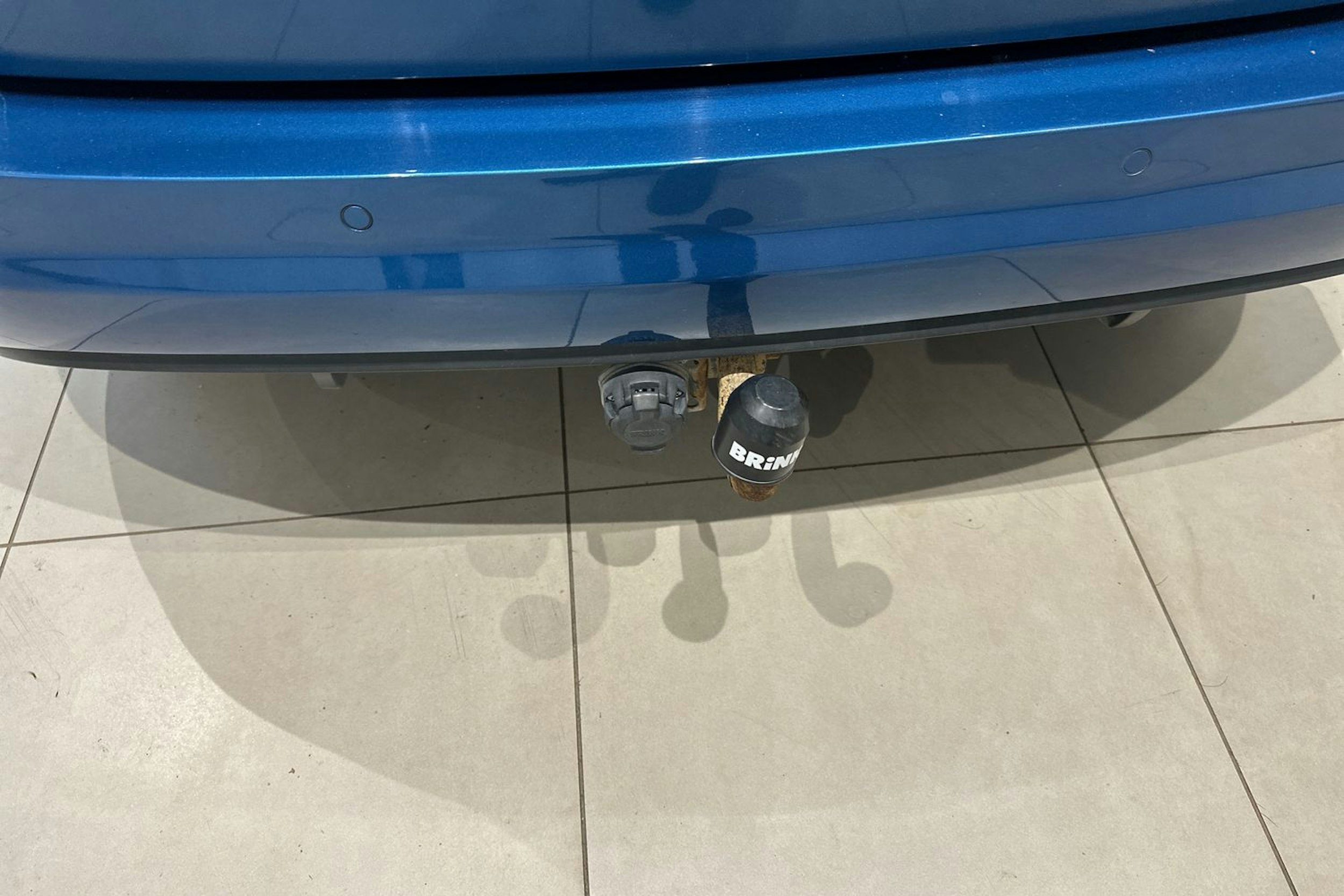 sininen Volkswagen Touran 2019 kuva 18.