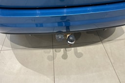 sininen Volkswagen Touran 2019 kuva 18.