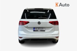 valkoinen Volkswagen Touran 2019 kuva 3.