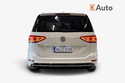 valkoinen Volkswagen Touran 2019 kuva 3.