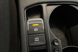 valkoinen Volkswagen Touran 2019 kuva 31.