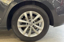 Harmaa Volkswagen TOURAN 2019 kuva 10.