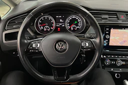Harmaa Volkswagen TOURAN 2019 kuva 12.