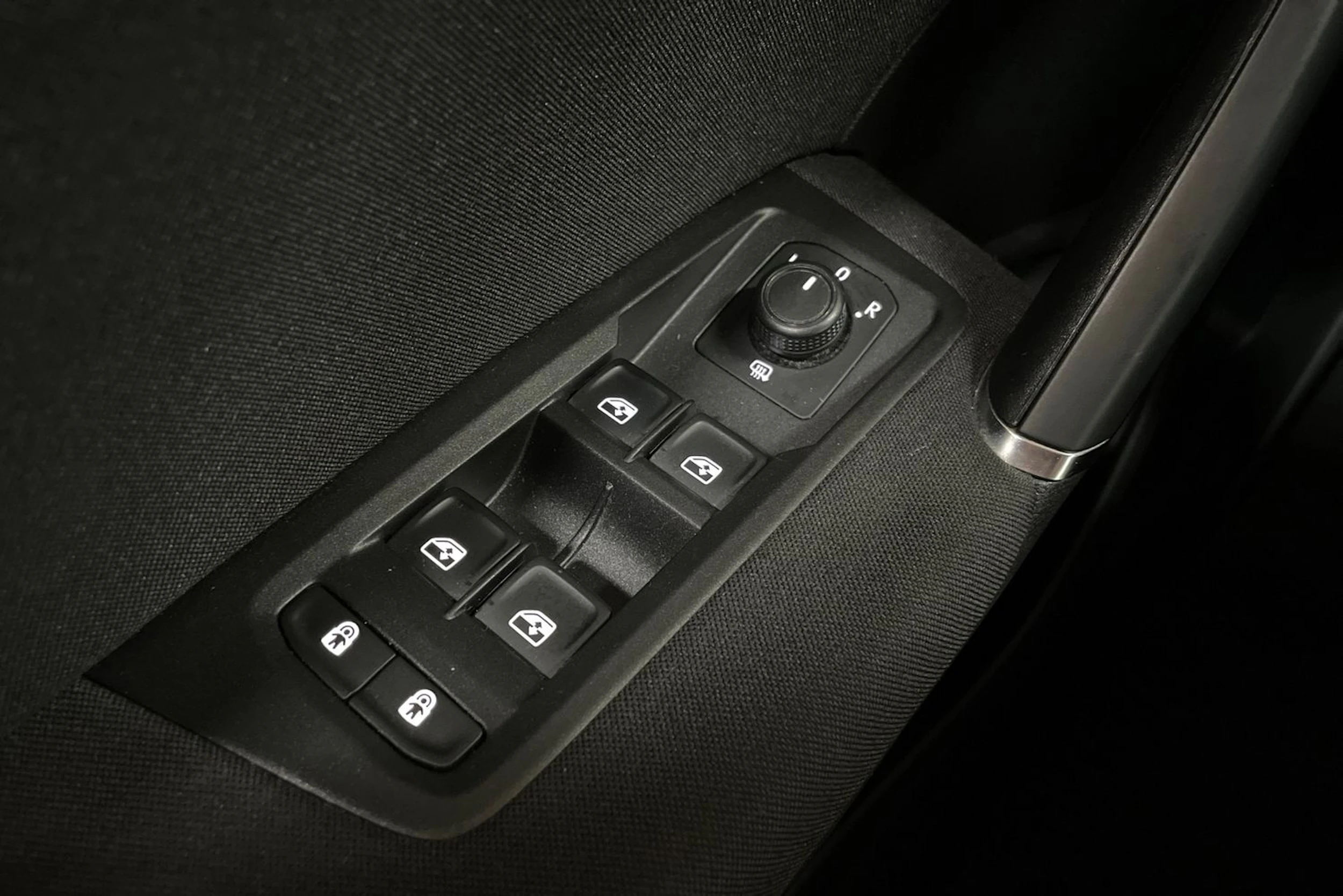 Harmaa Volkswagen TOURAN 2019 kuva 17.