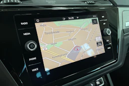 Harmaa Volkswagen TOURAN 2019 kuva 18.