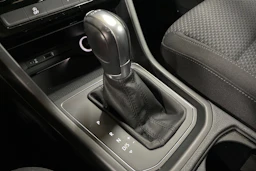 Harmaa Volkswagen TOURAN 2019 kuva 27.