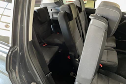 Harmaa Volkswagen TOURAN 2019 kuva 31.