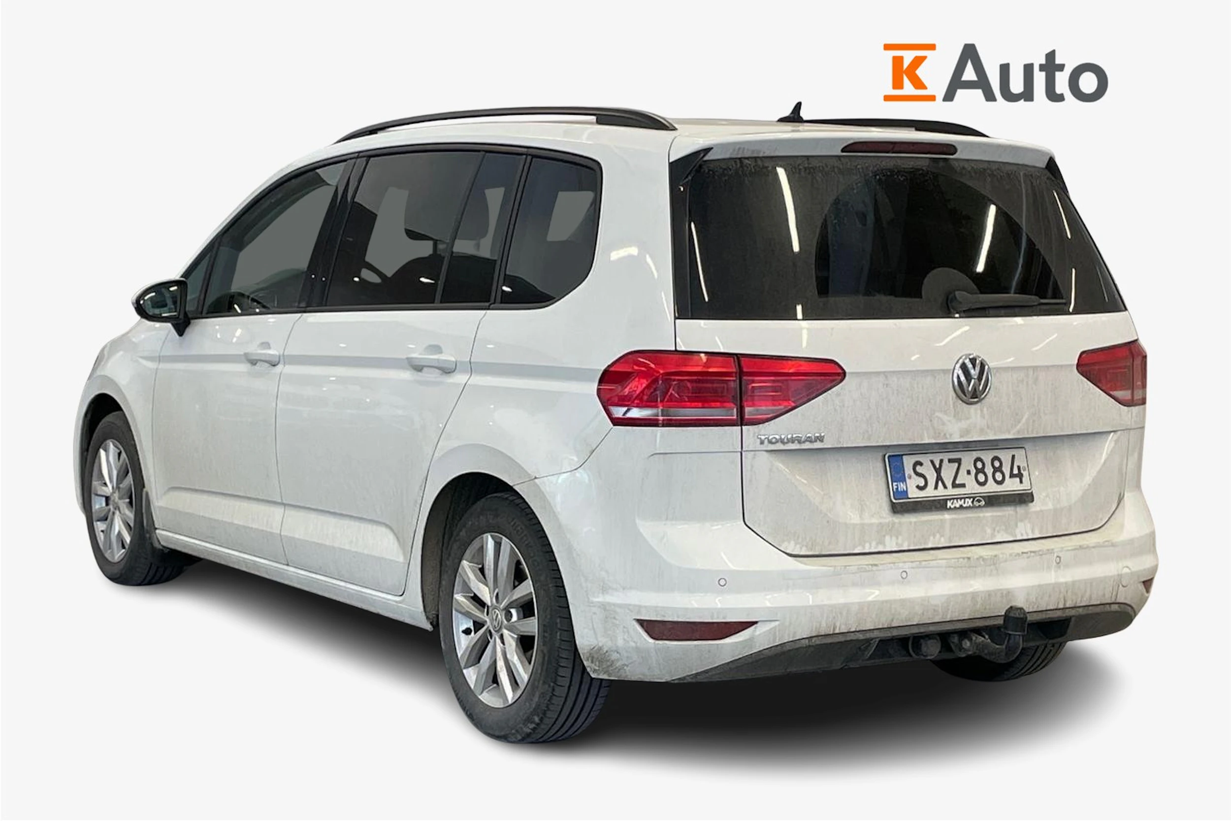 Valkoinen Volkswagen TOURAN 2019 kuva 2.