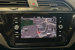 met. harmaa Volkswagen Touran 2019 kuva 4.