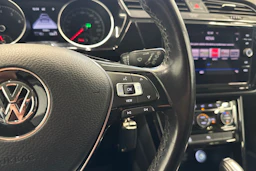 met. harmaa Volkswagen Touran 2019 kuva 14.
