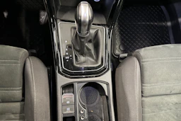 met. harmaa Volkswagen Touran 2019 kuva 19.