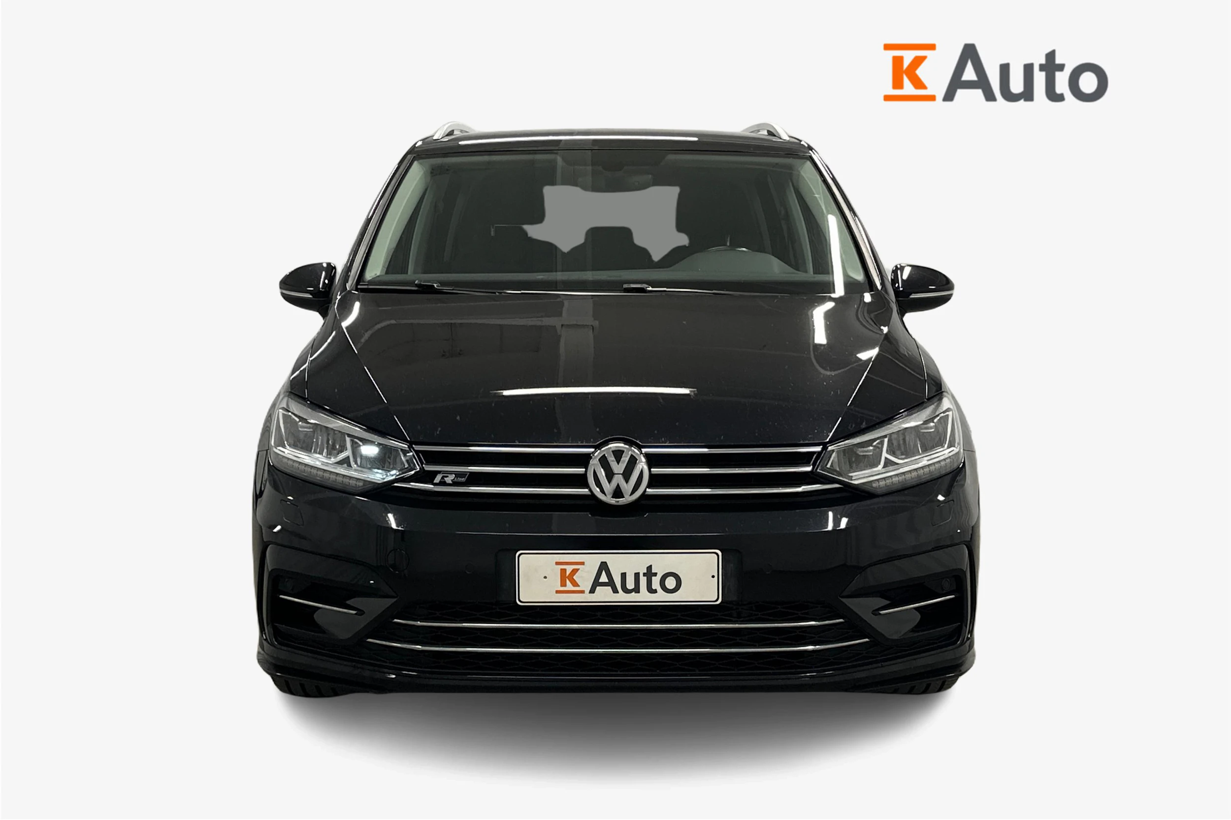musta Volkswagen Touran 2020 kuva 4.