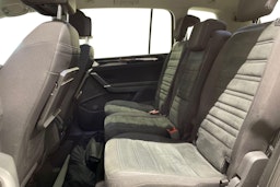 Harmaa Volkswagen TOURAN 2020 kuva 10.
