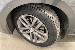 Harmaa Volkswagen TOURAN 2020 kuva 13.