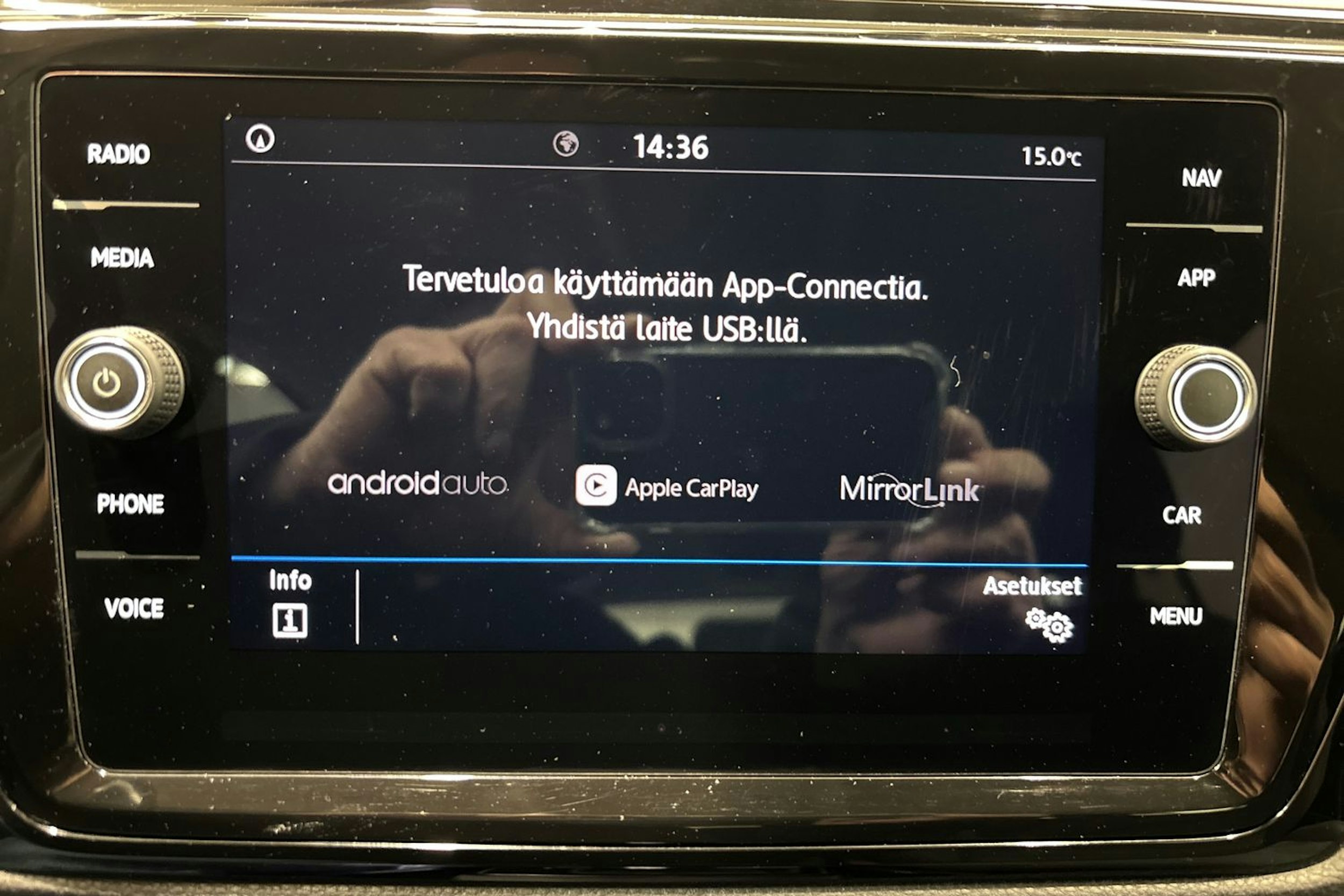 Sininen Volkswagen TOURAN 2020 kuva 23.