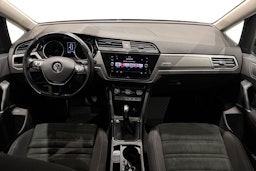 met. musta Volkswagen Touran 2020 kuva 9.