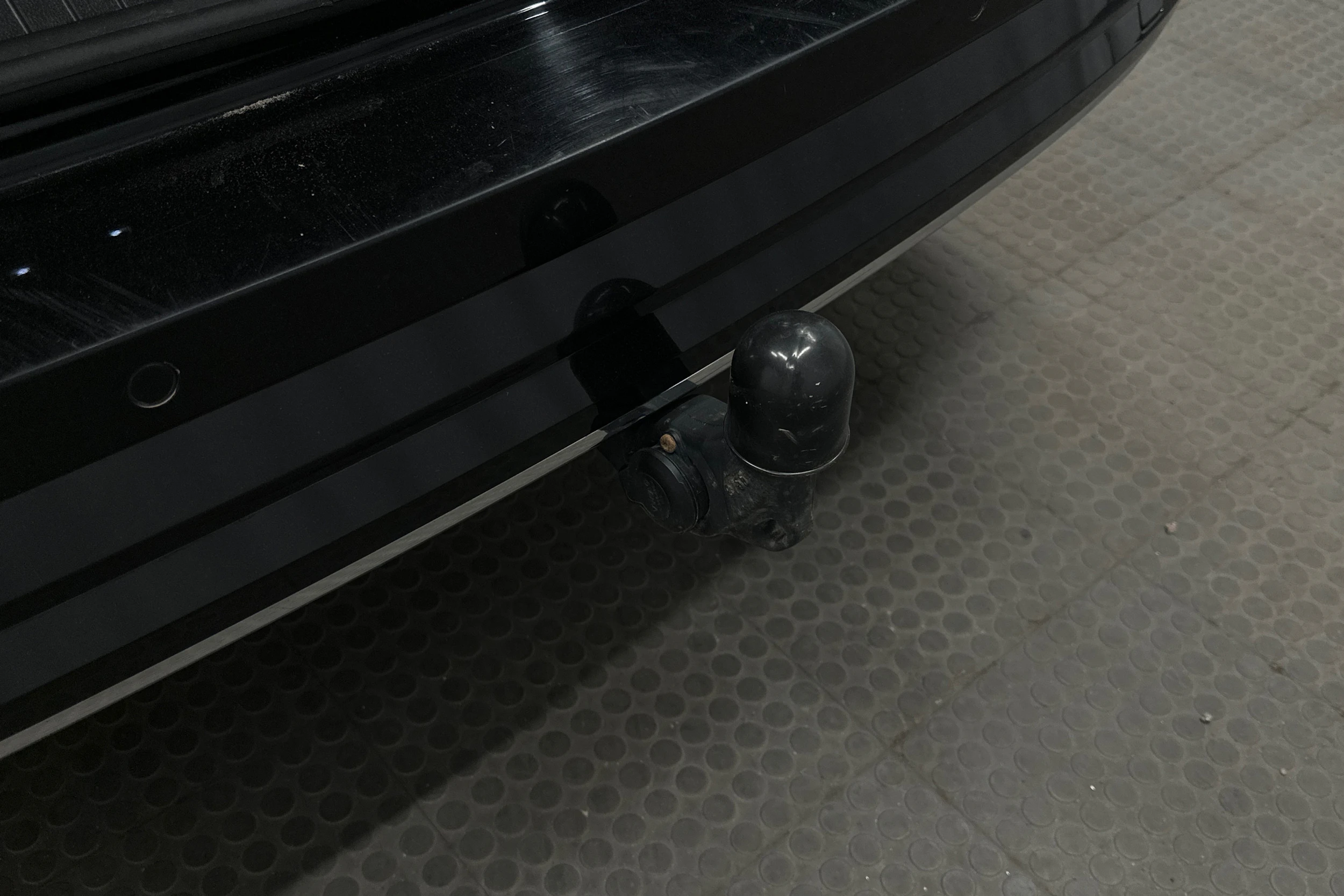 musta Volkswagen Touran 2021 kuva 35.