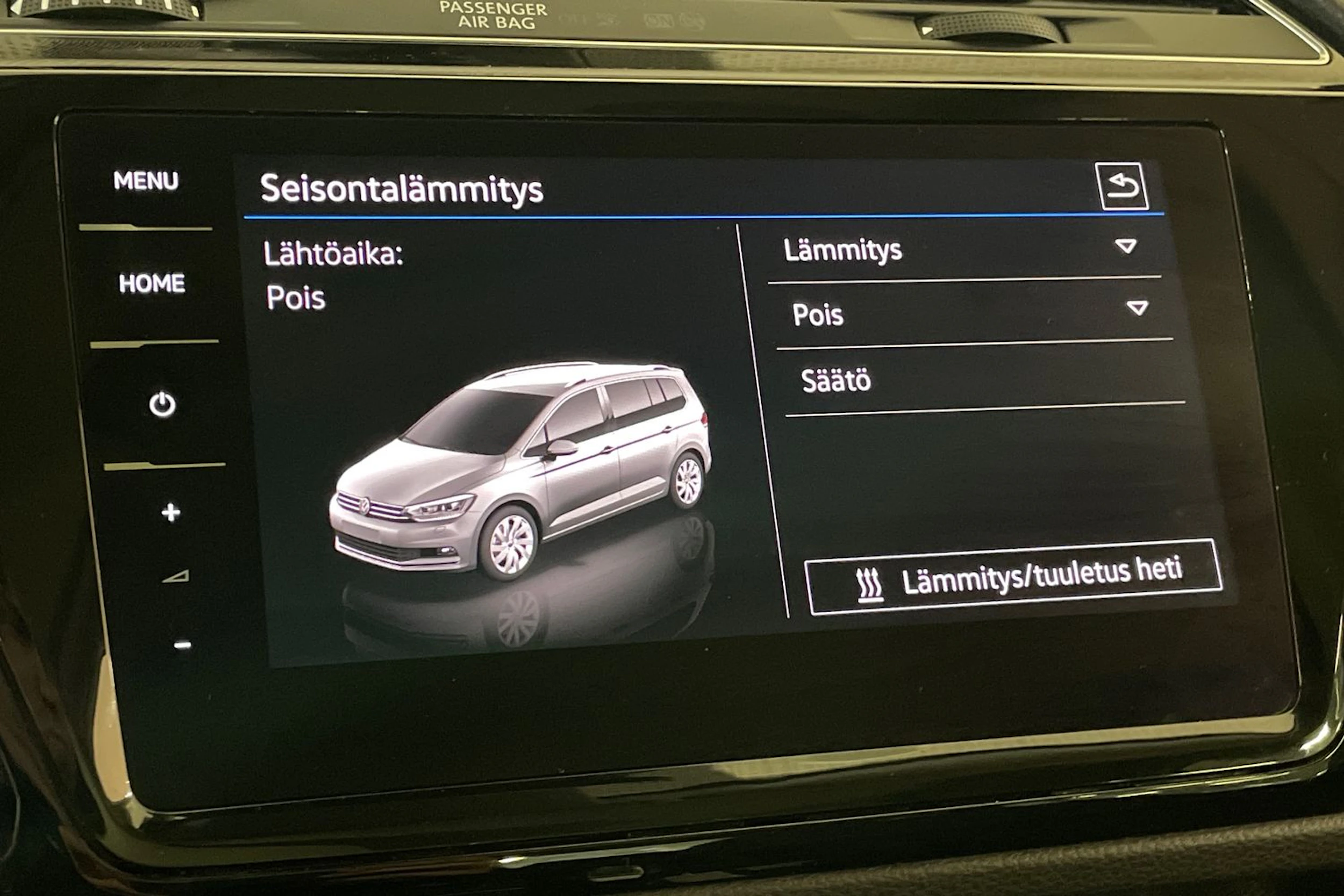 Valkoinen Volkswagen TOURAN 2021 kuva 17.