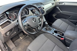 hopea Volkswagen Touran 2021 kuva 3.