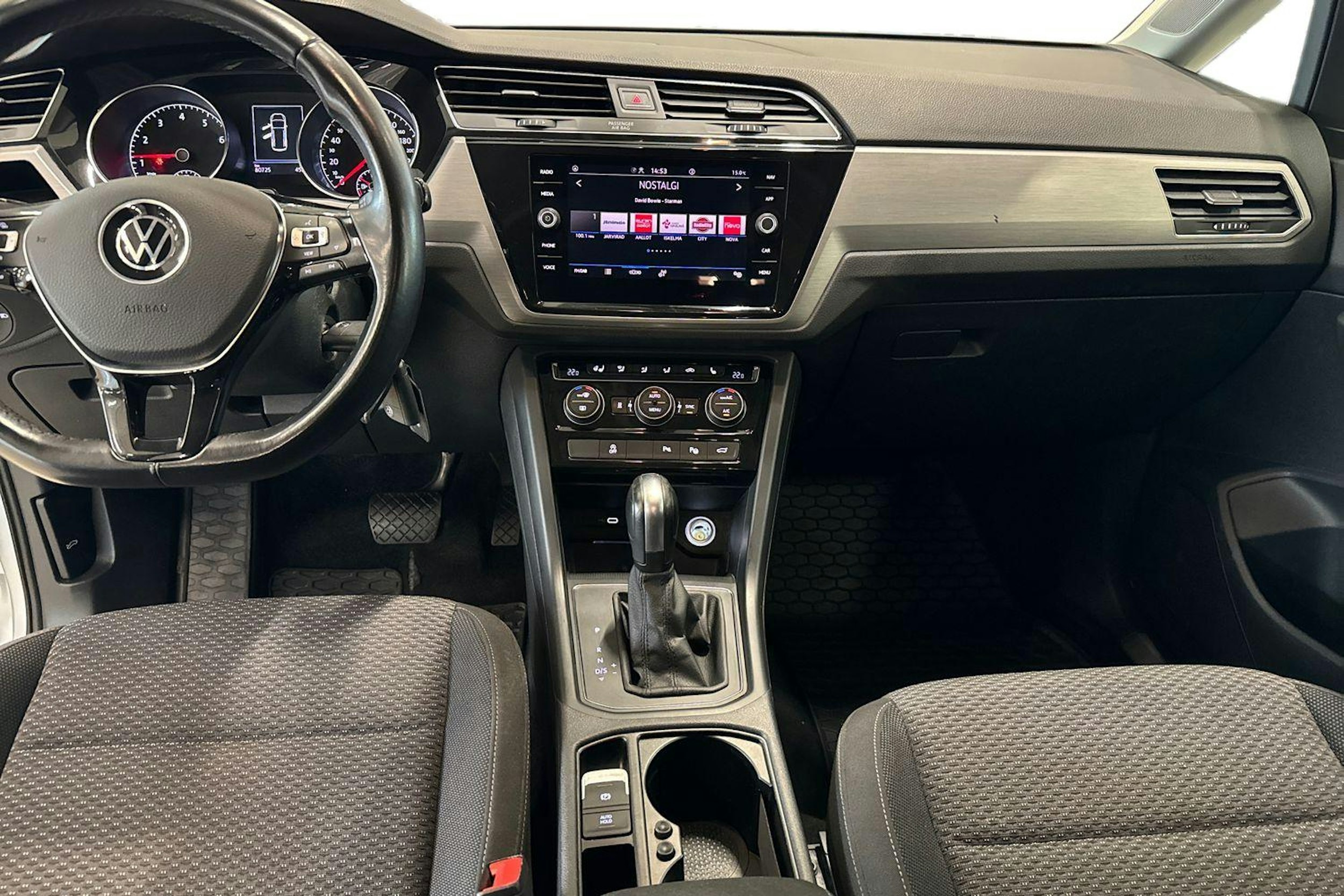 hopea Volkswagen Touran 2021 kuva 9.