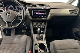 hopea Volkswagen Touran 2021 kuva 9.