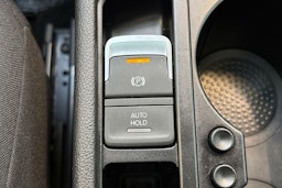 valkoinen Volkswagen Touran 2022 kuva 29.