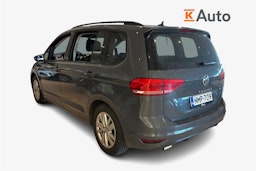harmaa Volkswagen Touran 2022 kuva 2.