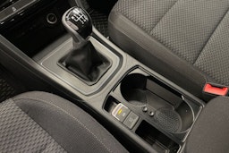 harmaa Volkswagen Touran 2022 kuva 18.