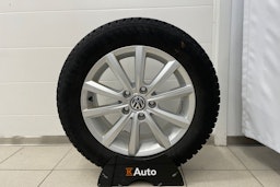 harmaa Volkswagen Touran 2022 kuva 25.