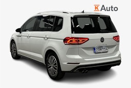 valkoinen Volkswagen Touran 2022 kuva 2.