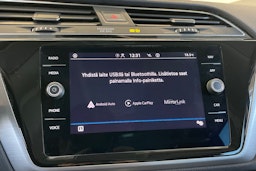 harmaa Volkswagen Touran 2023 kuva 16.