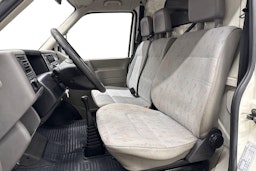 valkoinen Volkswagen Transporter 1998 kuva 8.