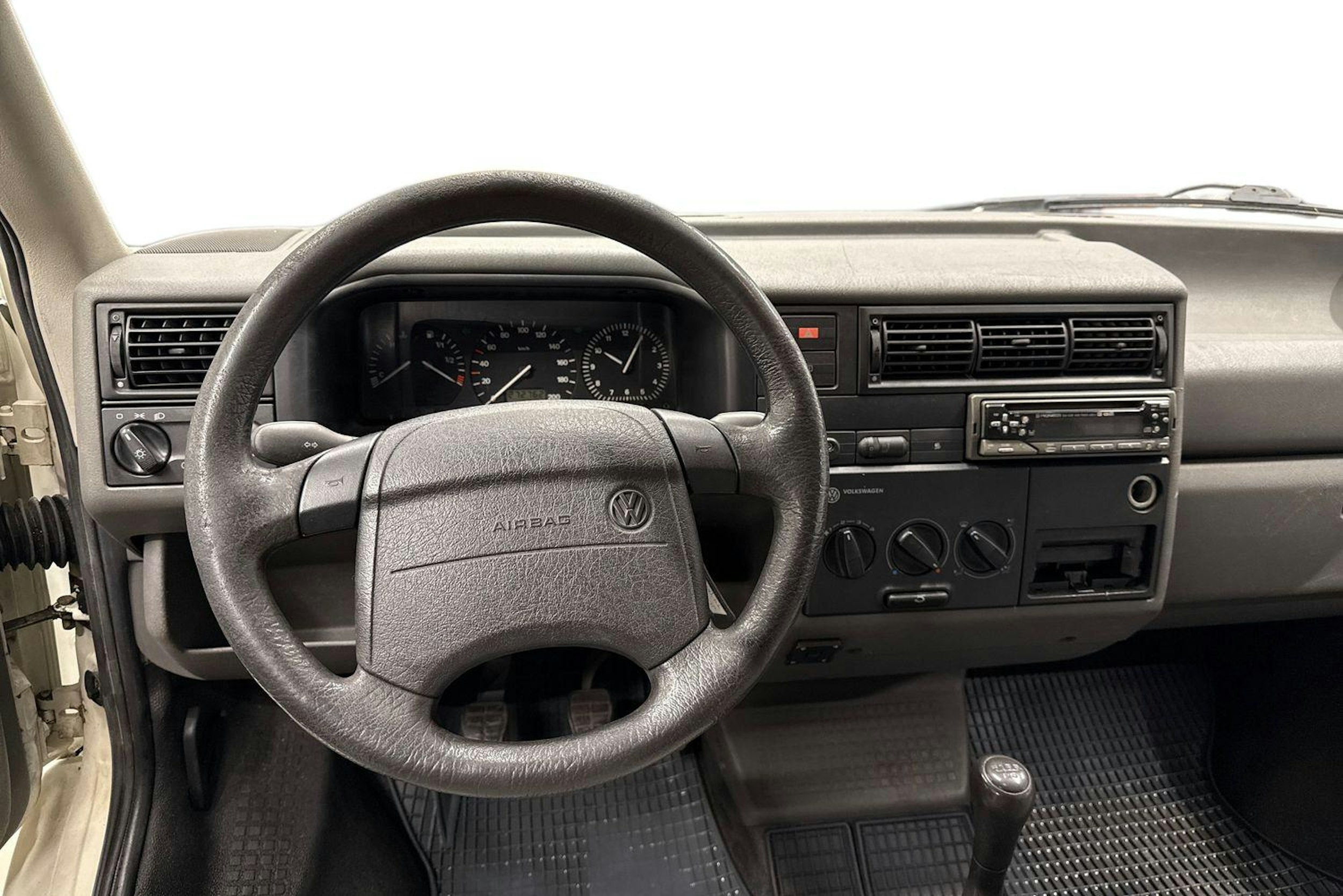 valkoinen Volkswagen Transporter 1998 kuva 9.