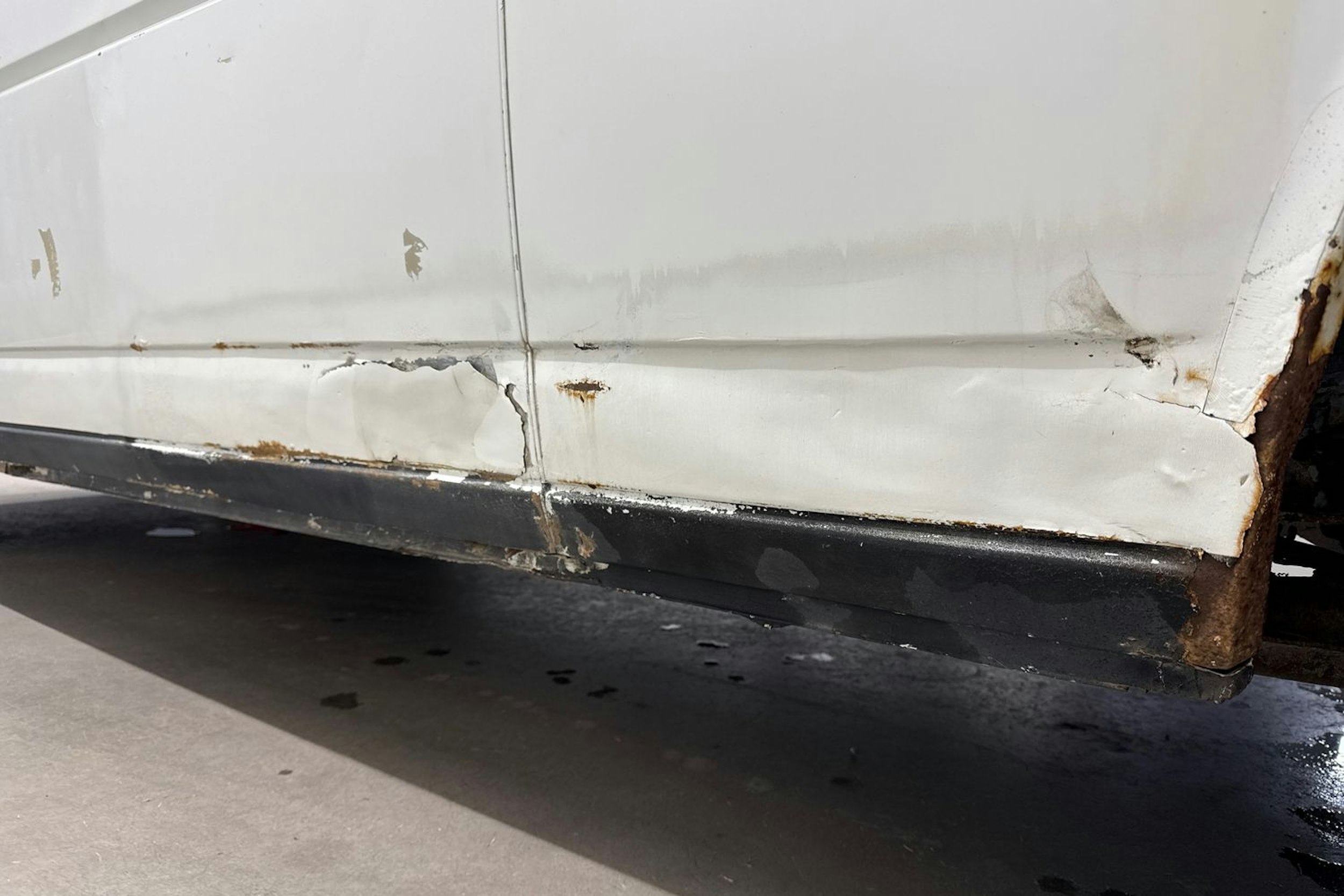 valkoinen Volkswagen Transporter 1998 kuva 27.