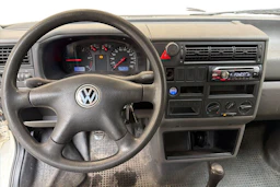 valkoinen Volkswagen Transporter 2001 kuva 7.