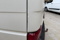 valkoinen Volkswagen Transporter 2001 kuva 35.