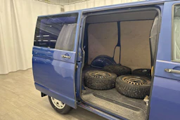 sininen Volkswagen Transporter 2004 kuva 13.