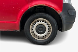 Punainen Volkswagen TRANSPORTER 2004 kuva 9.