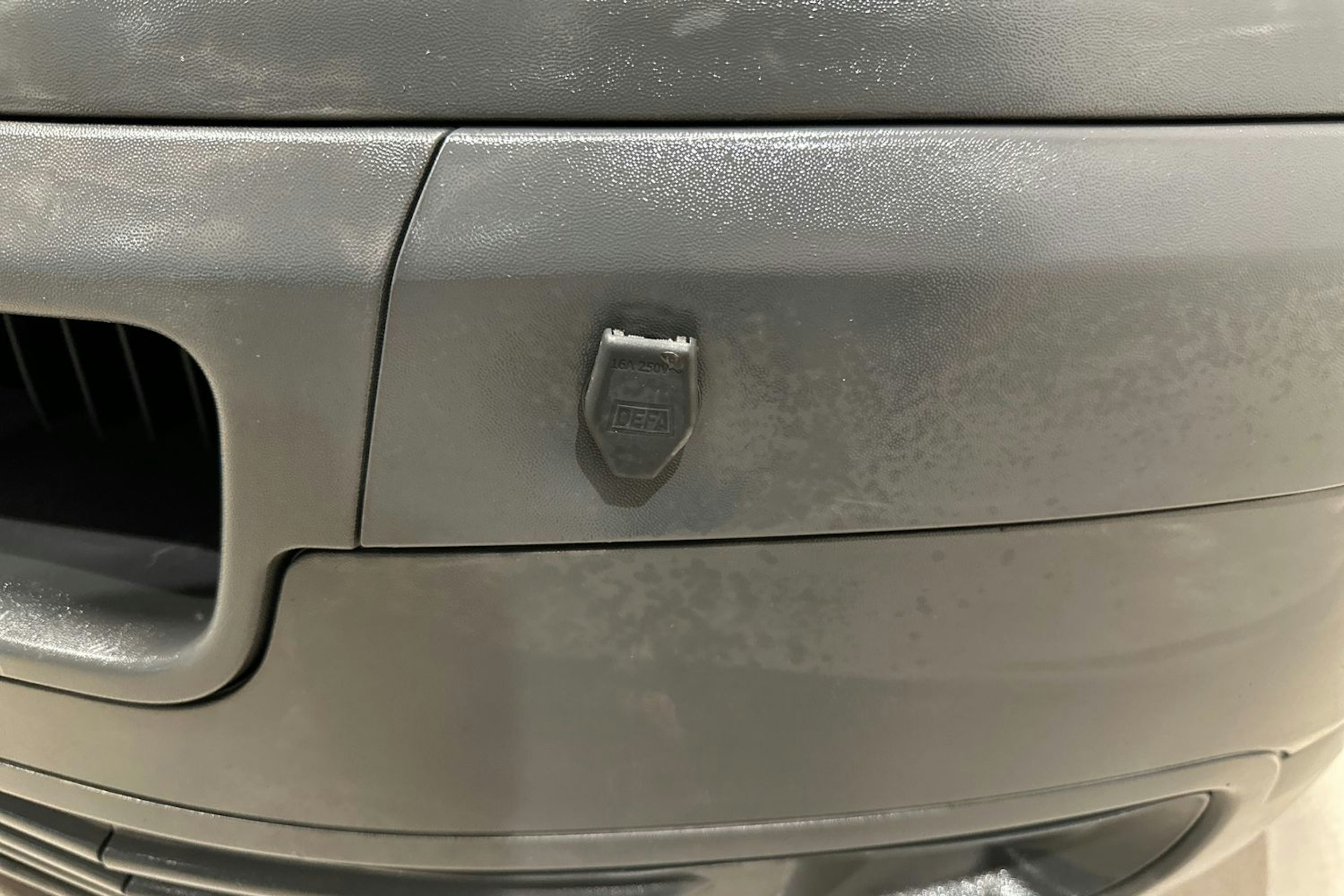 Punainen Volkswagen TRANSPORTER 2004 kuva 14.