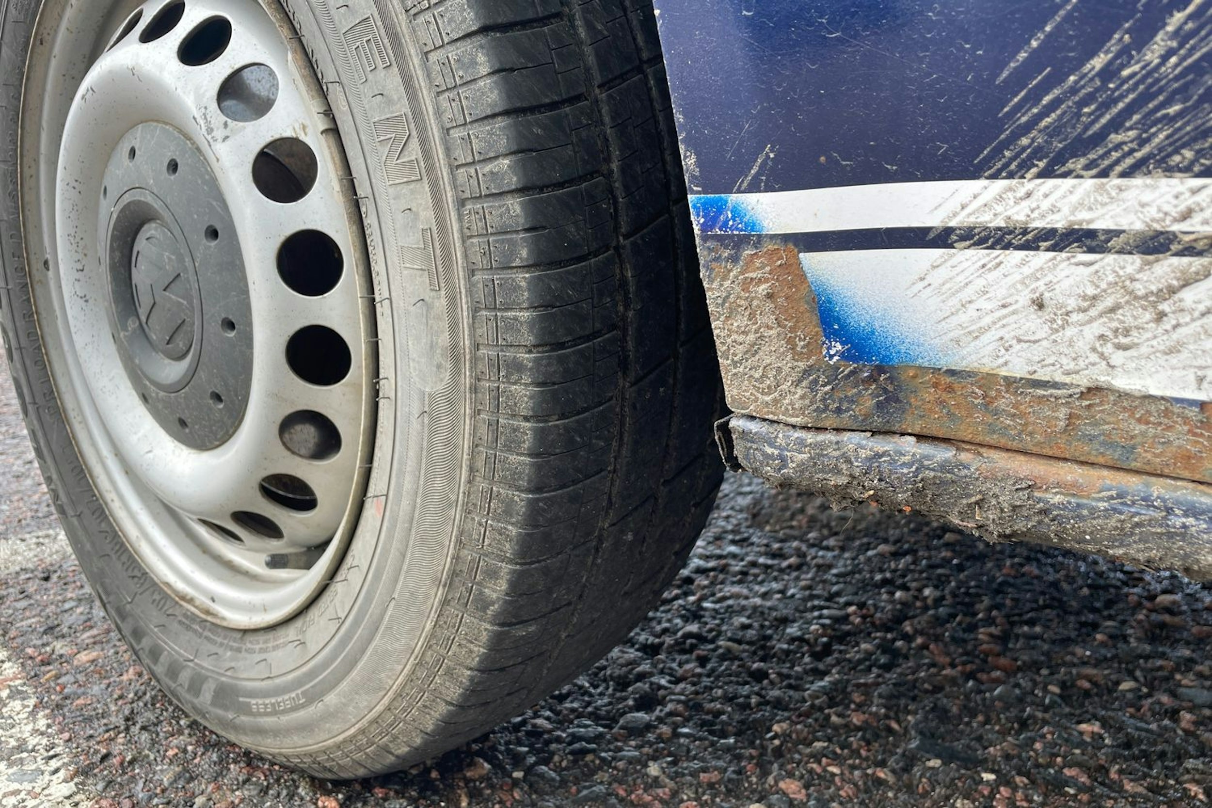 Sininen Volkswagen TRANSPORTER 2004 kuva 10.
