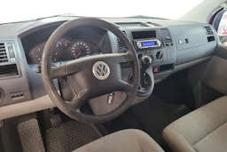 punainen Volkswagen Transporter 2005 kuva 9.