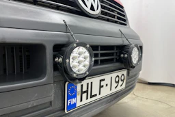 punainen Volkswagen Transporter 2005 kuva 22.