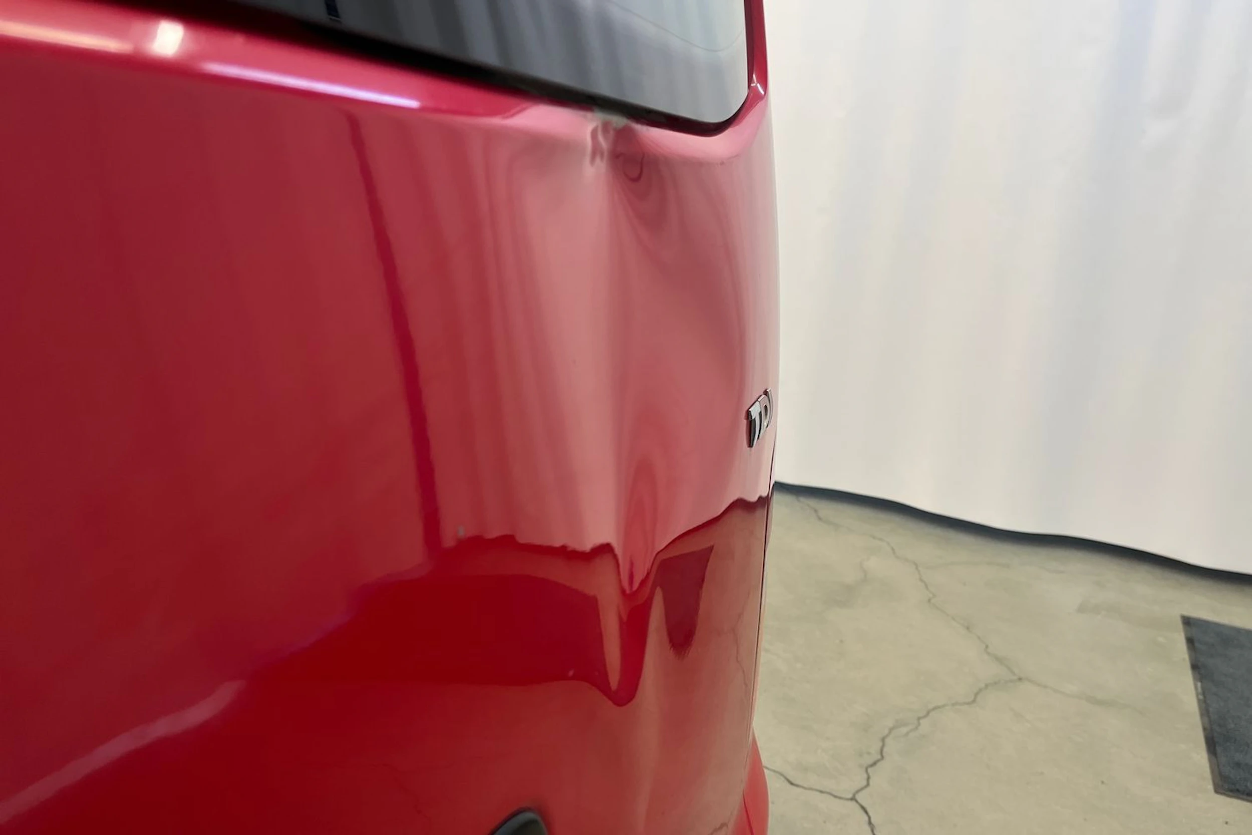 punainen Volkswagen Transporter 2005 kuva 29.
