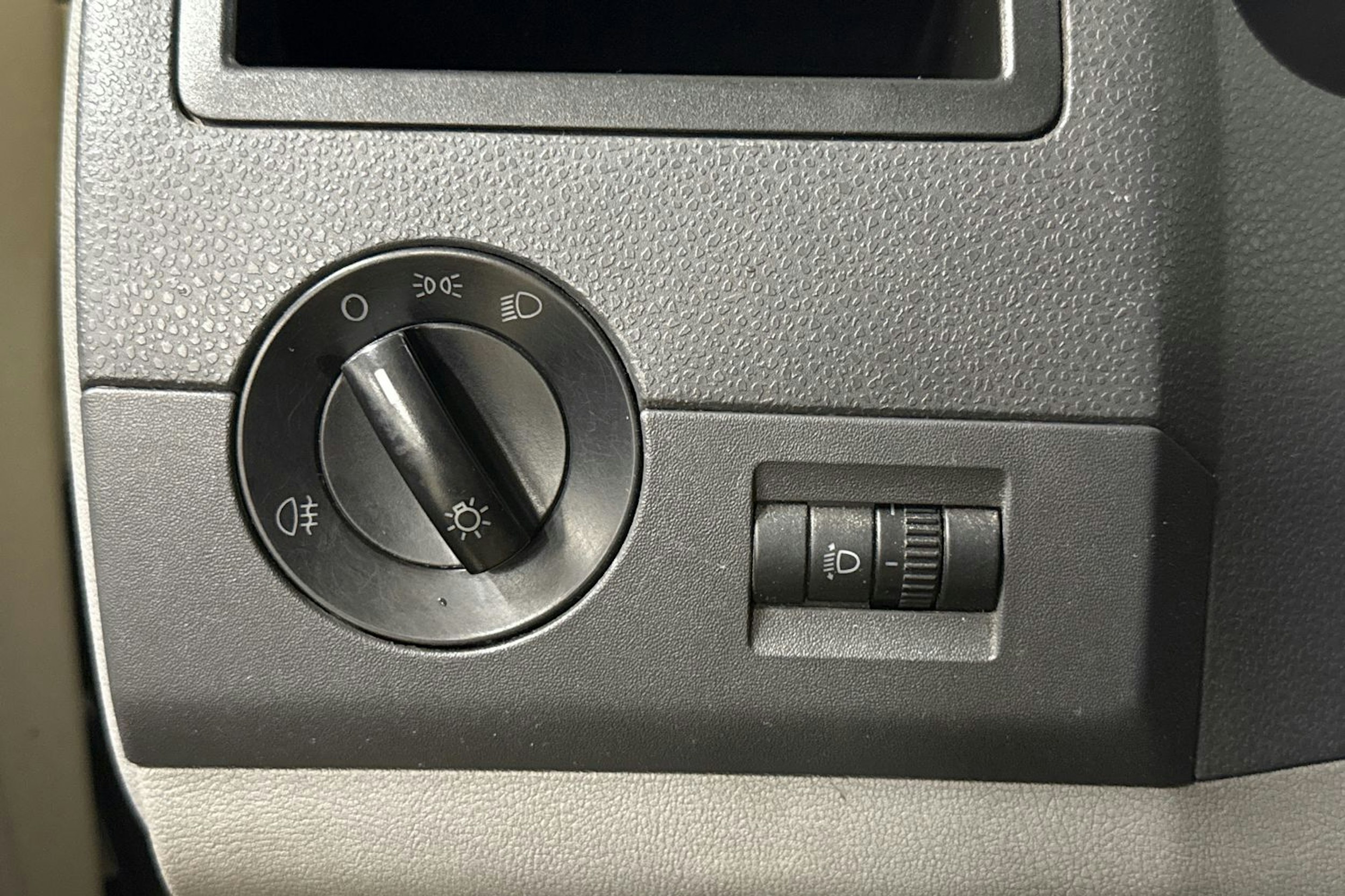 Valkoinen Volkswagen TRANSPORTER 2005 kuva 11.