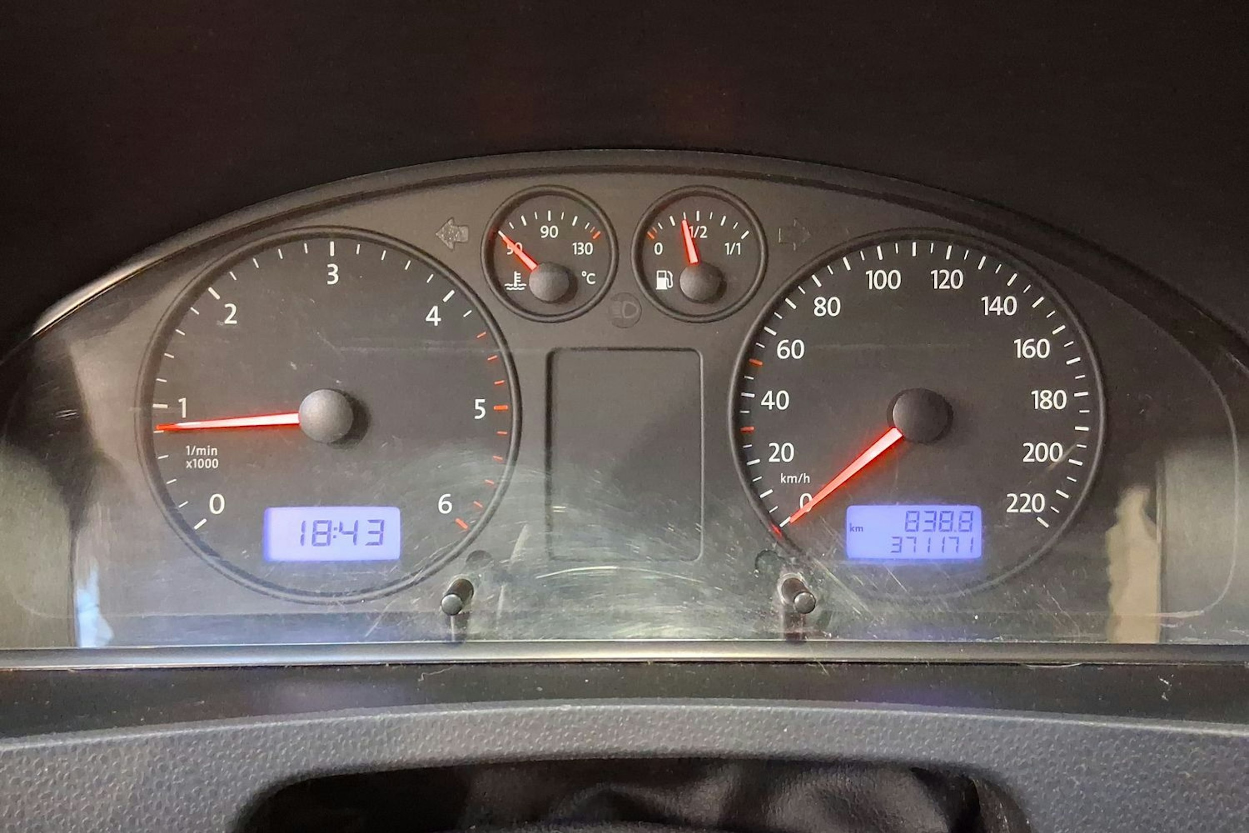 valkoinen Volkswagen Transporter 2006 kuva 15.