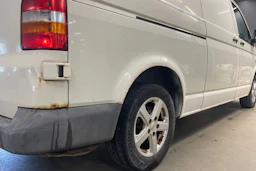 valkoinen Volkswagen Transporter 2006 kuva 27.