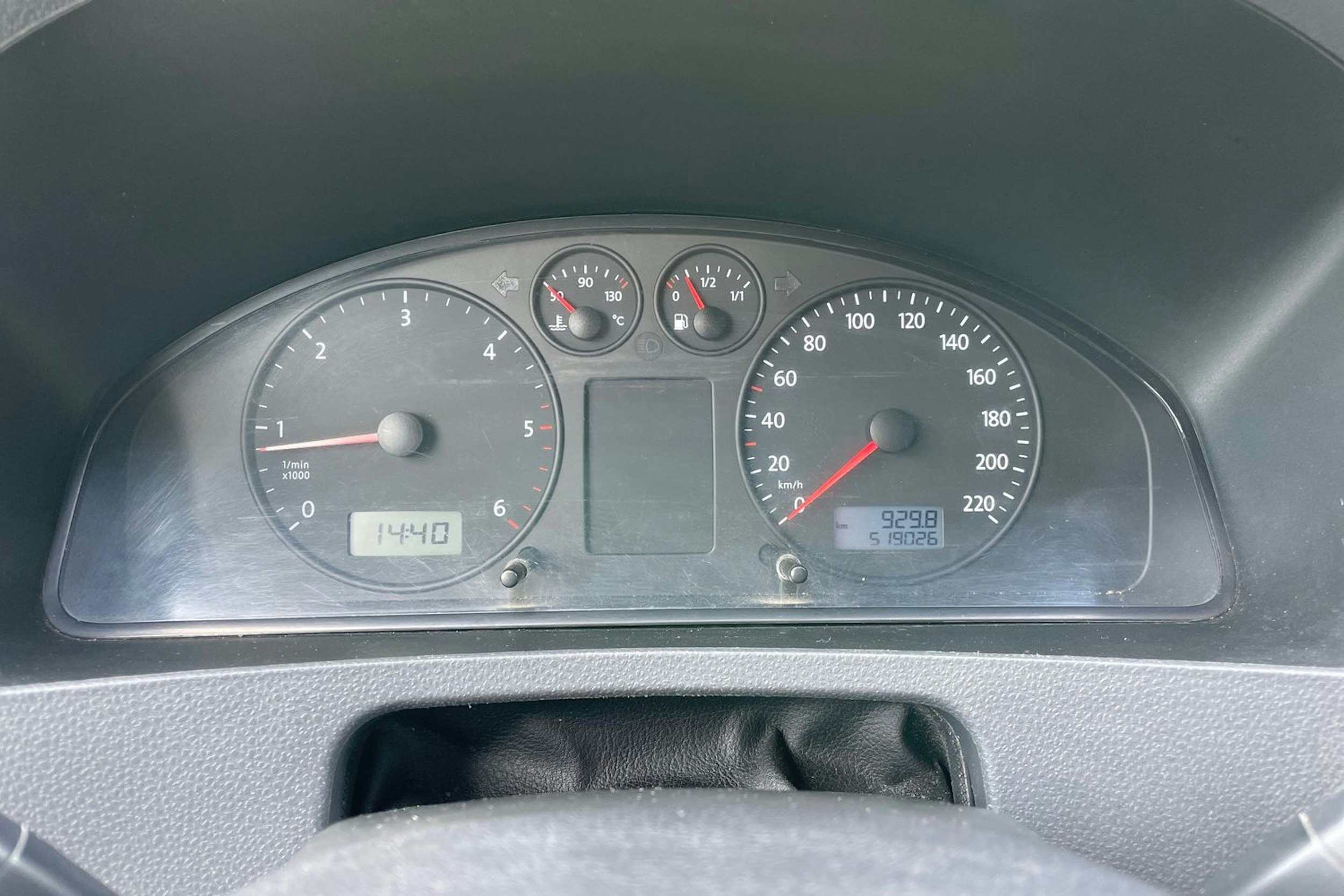 Harmaa Volkswagen TRANSPORTER 2006 kuva 27.
