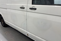 valkoinen Volkswagen Transporter 2006 kuva 20.